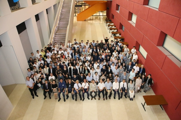 神戸学院大学薬学会設立50周年記念パーティー 神戸学院大学薬学会設立50周年記念パーティー